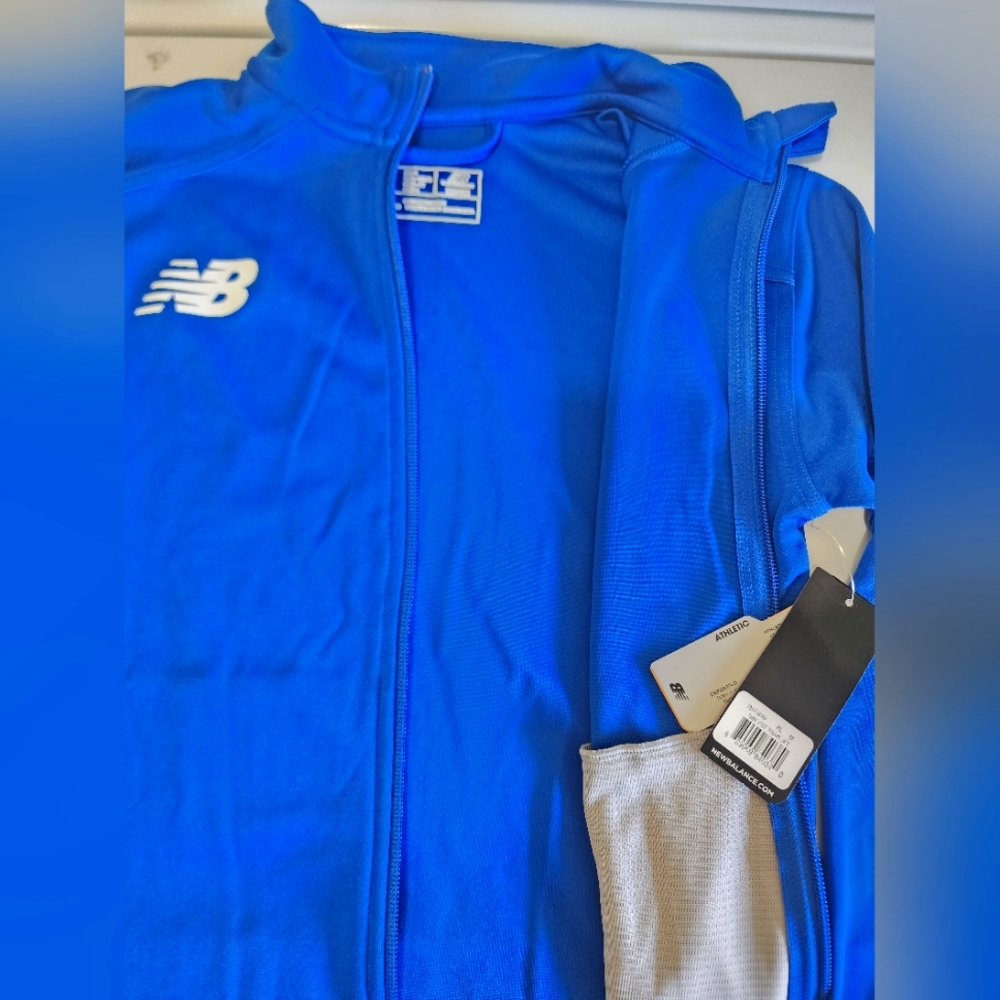 (NWT) New Balance Youth Medium Jacket